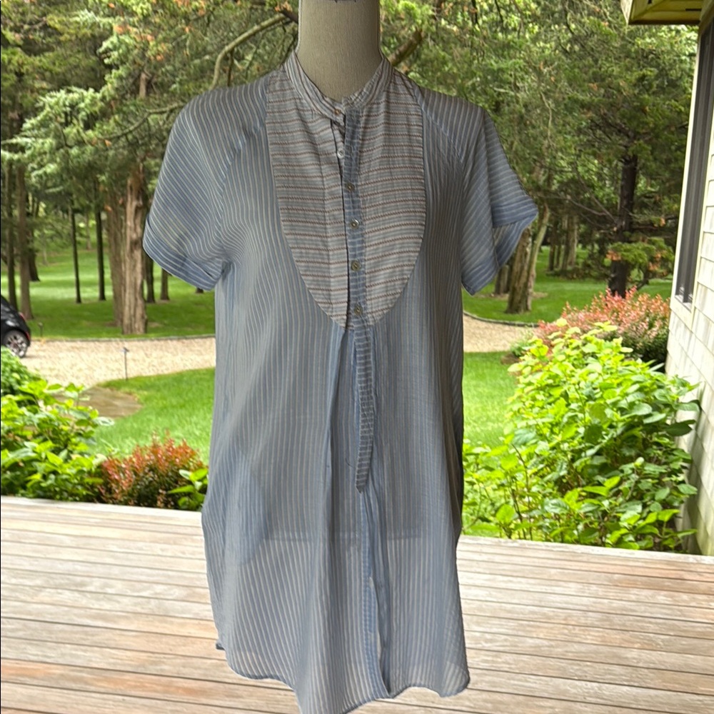 Blue Tunic Top with Relaxed Fit and Short Sleeves